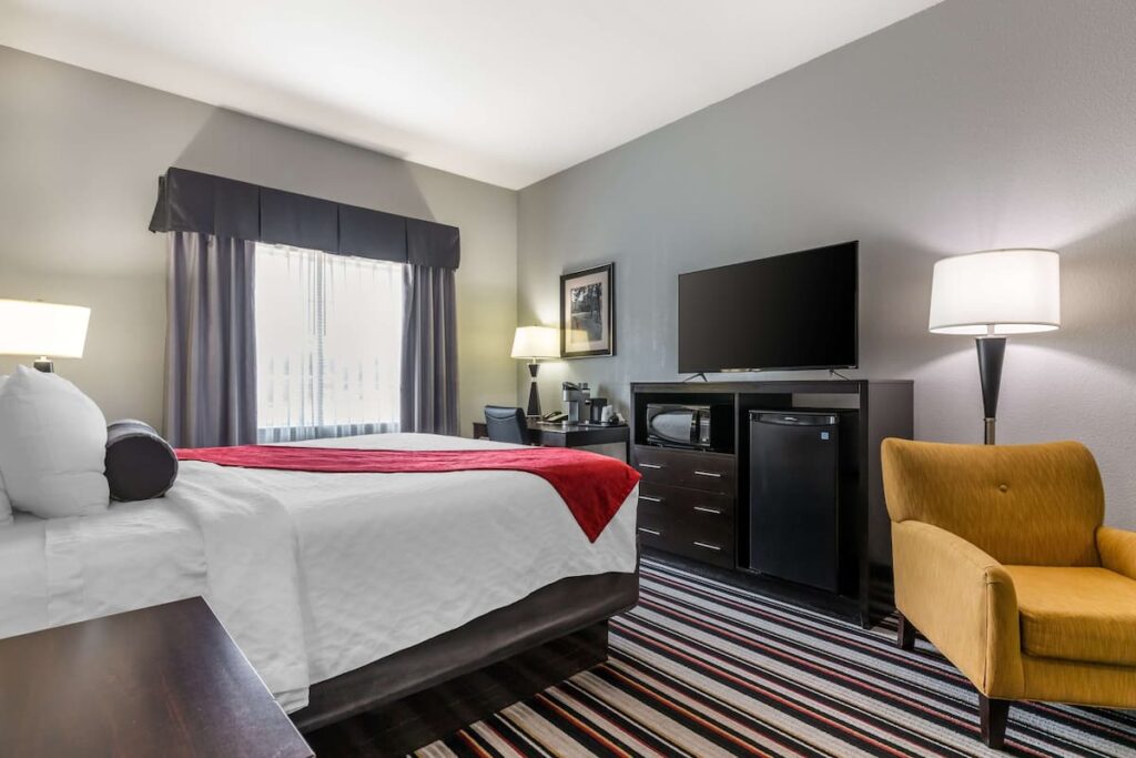 Best Western Plus Coweta’s 1st Hotel - Image 3