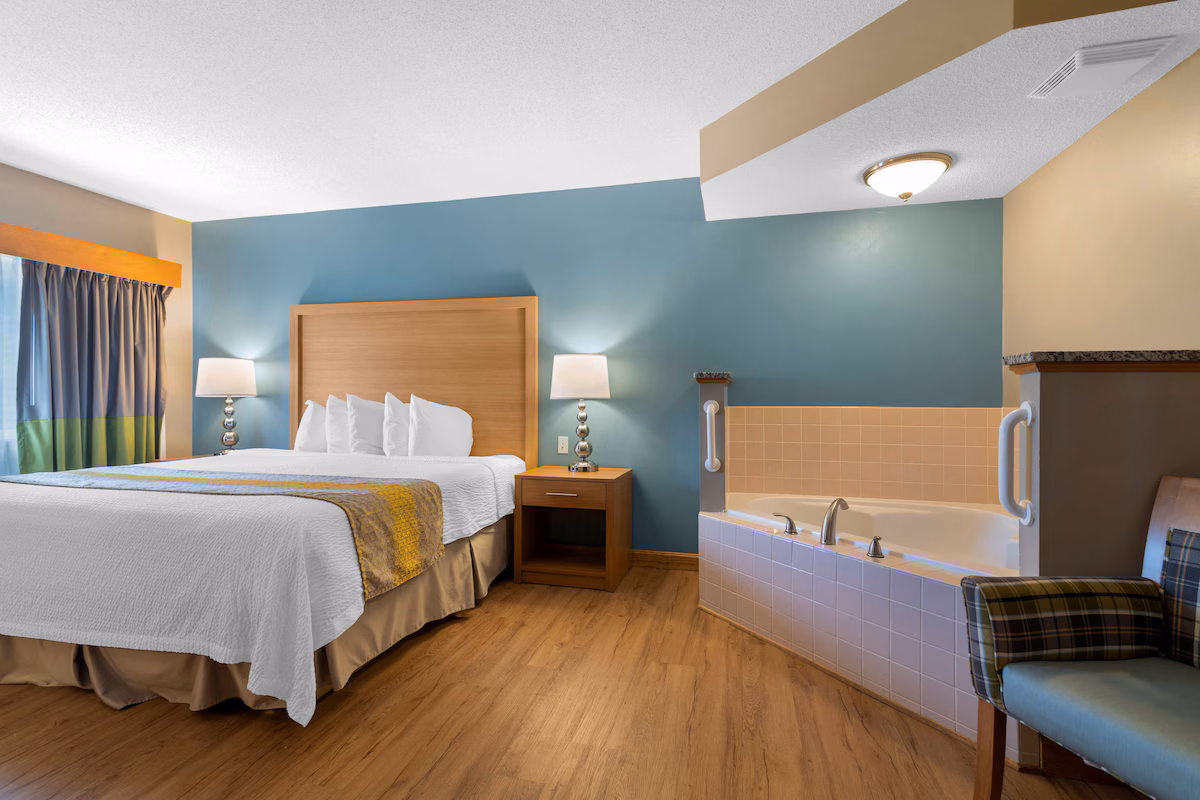 Best Western Plus Executive Court Inn & Conference Center - Image 1