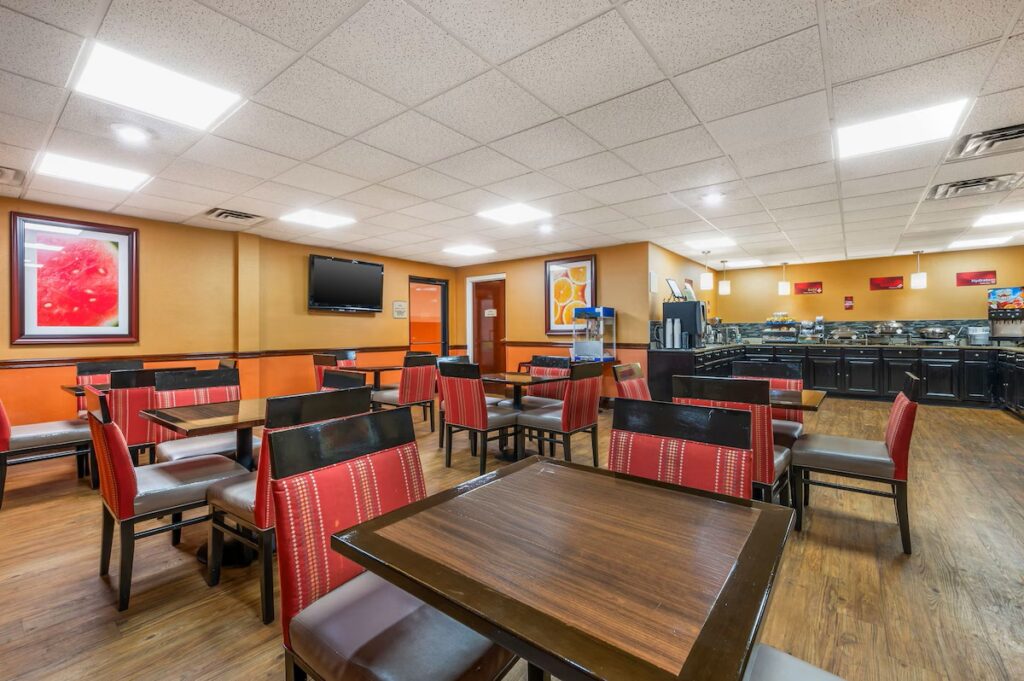 Best Western Plus Georgetown Corporate Center Hotel - Image 5