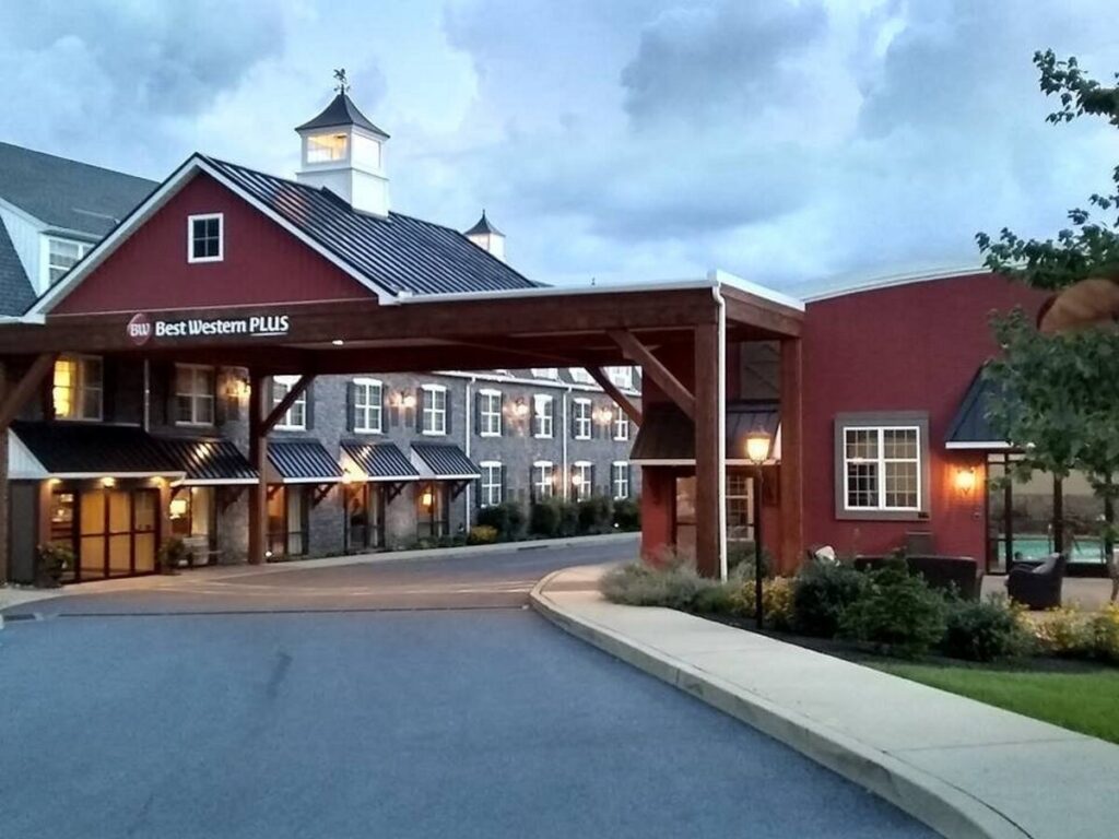 Best Western Plus Intercourse Village Inn & Suites - Image 2