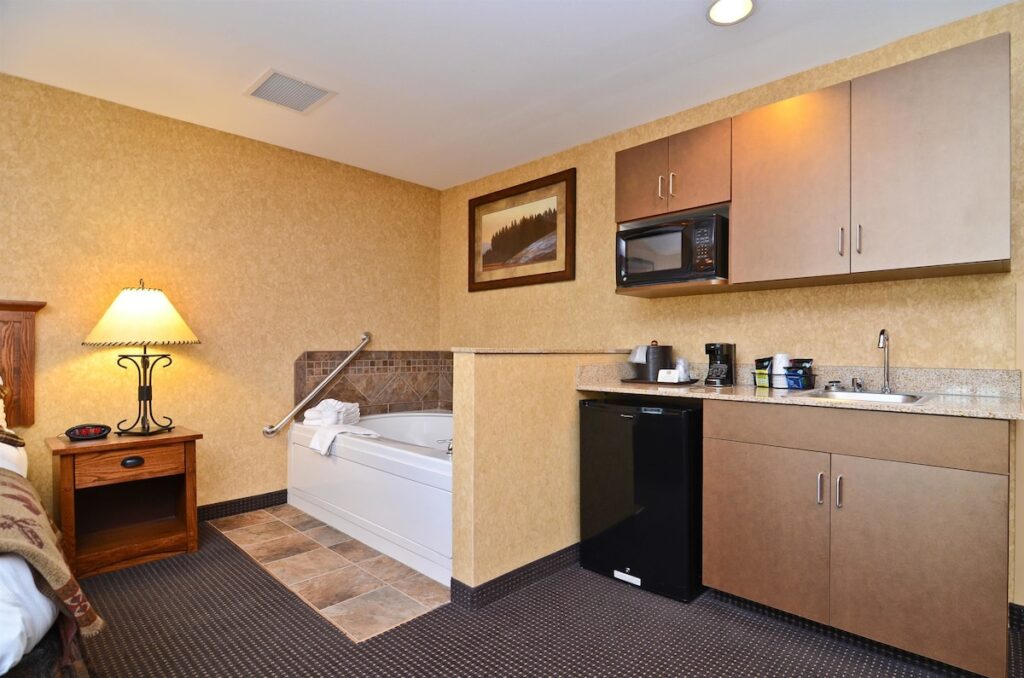 Best Western Plus Kelly Inn & Suites
