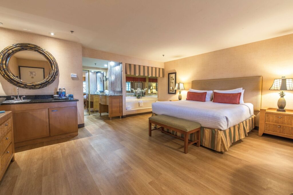 Best Western Plus Las Brisas Hotel - Image 2