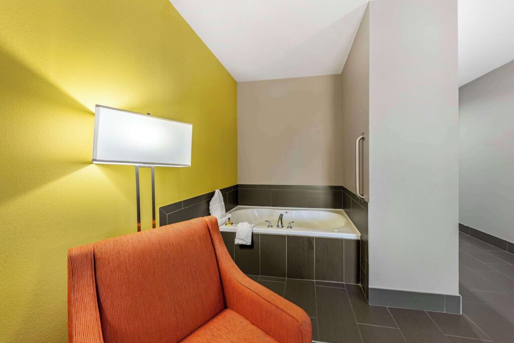 Best Western Plus Midwest City Inn & Suites