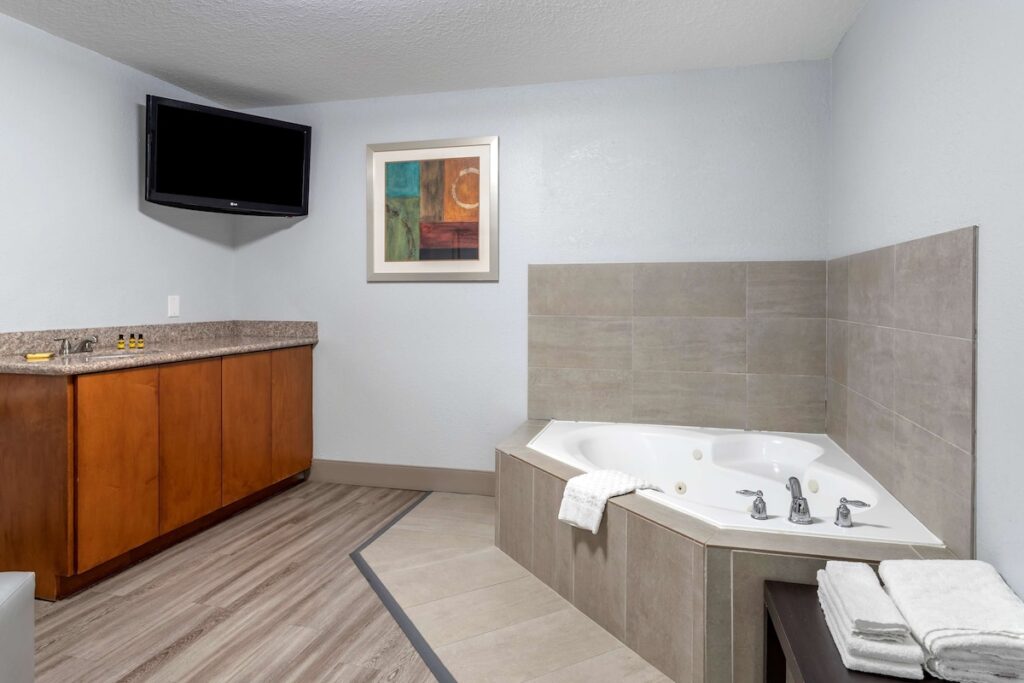 Best Western Plus Orange County - Image 1