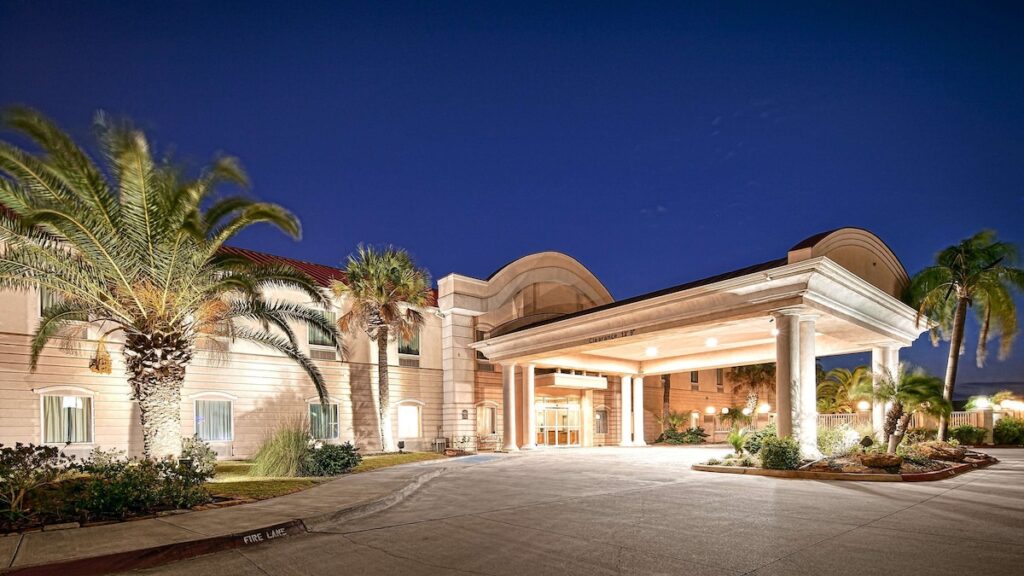 Best Western Plus Portland - Image 2