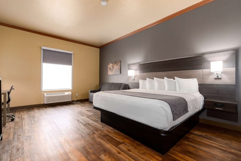 Best Western Plus Portland - Image 3