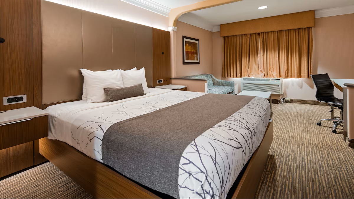 Best Western Plus Suites Hotel – Los Angeles LAX Airport private hottub
