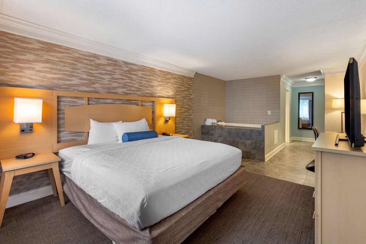 Best Western Plus University Inn - Image 3