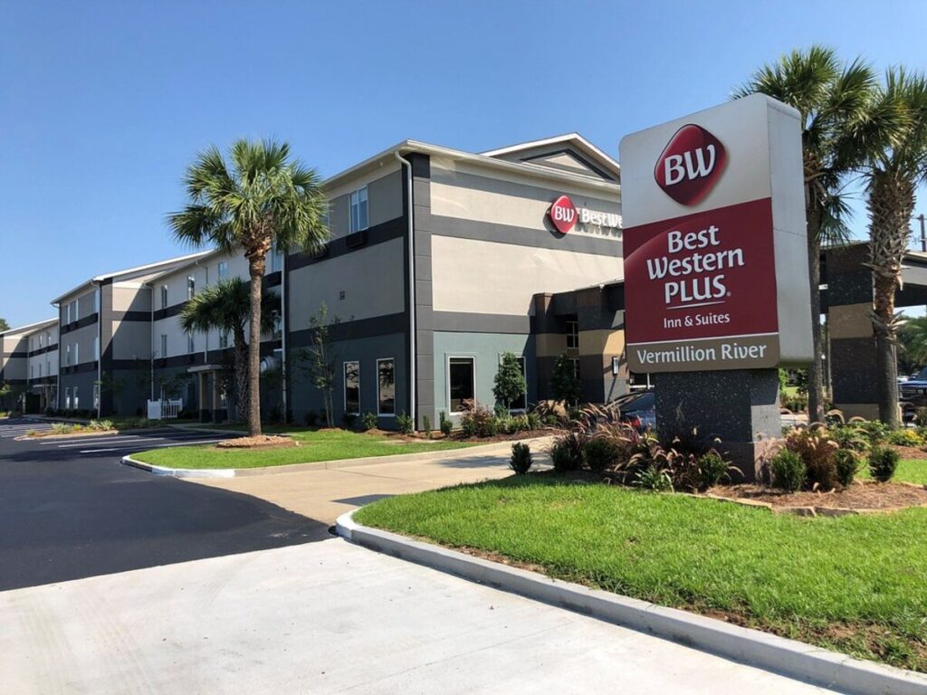 Best Western Plus Vermilion River Inn & Suites - Image 3