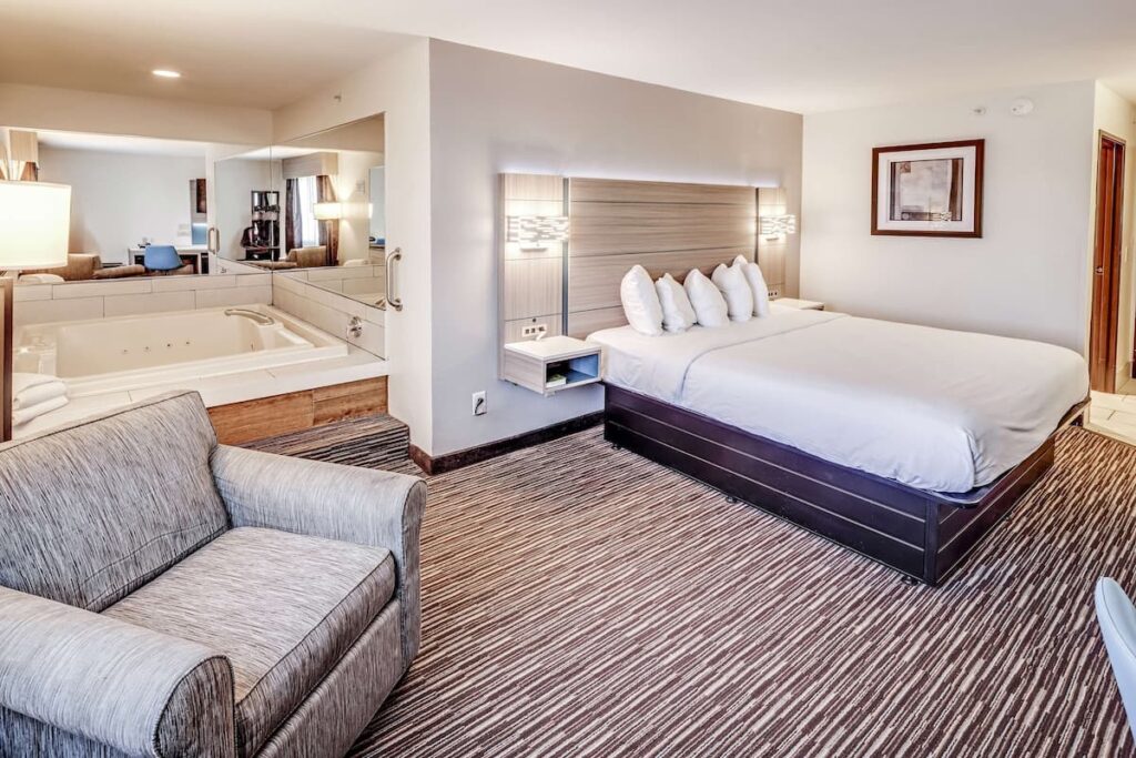 Best Western Port Columbus - Image 3