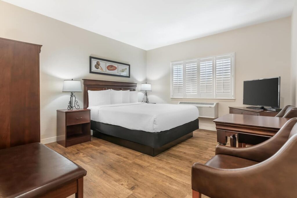 Best Western Rose Garden Inn - Image 4