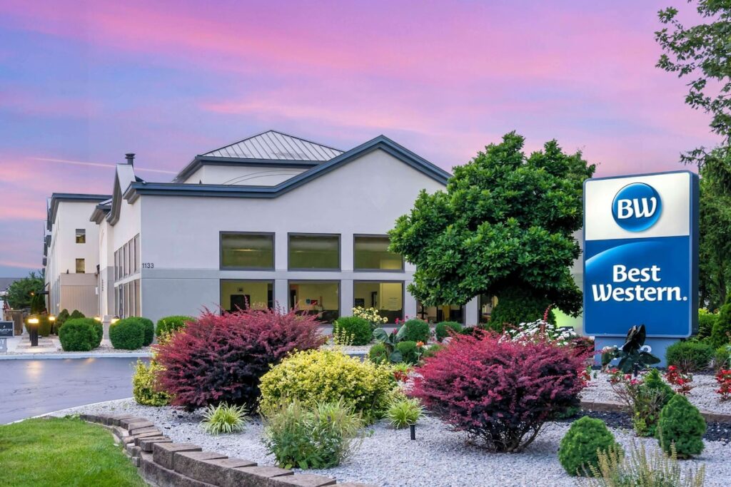 Best Western Suites - Image 2