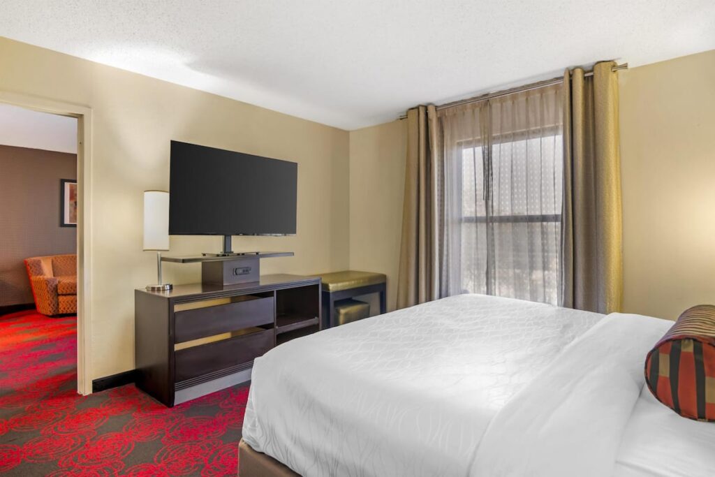 Best Western Suites Near Opryland - Image 4