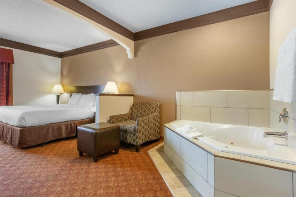Best Western Tolleson - Image 2
