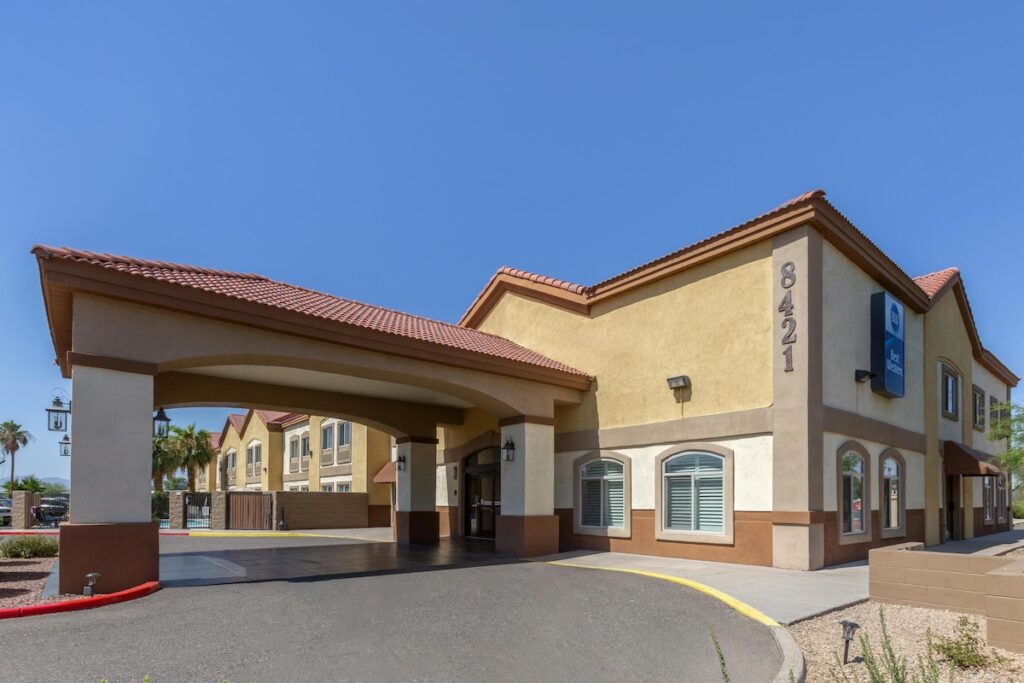 Best Western Tolleson Hotel - Image 4