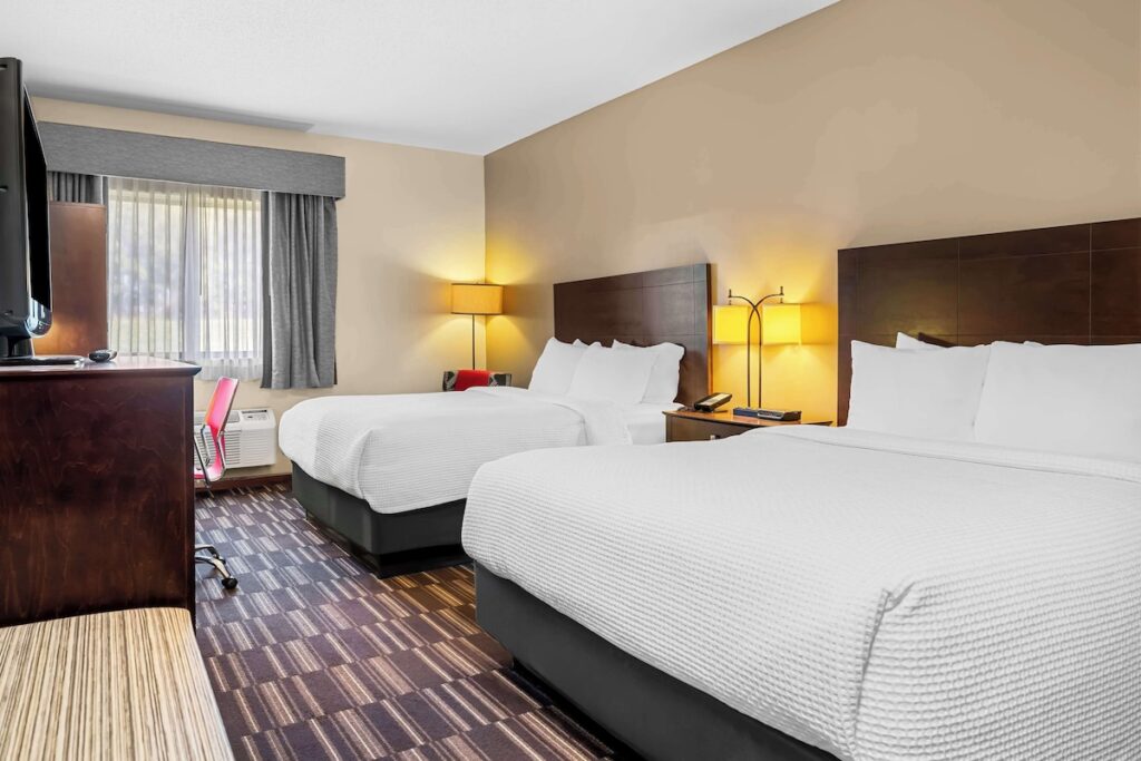 Best Western University Inn - Image 3