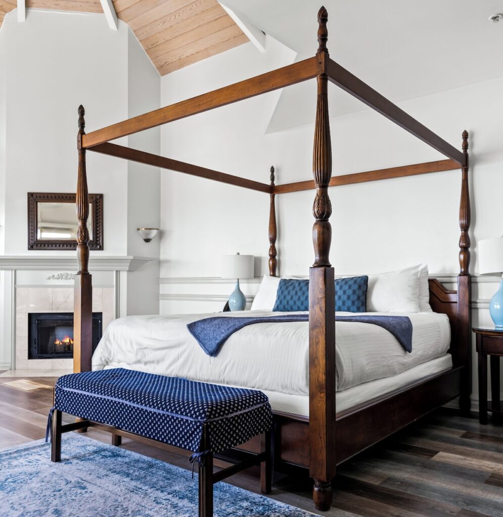 Blue Lantern Inn, A Four Sisters Inn - Image 3