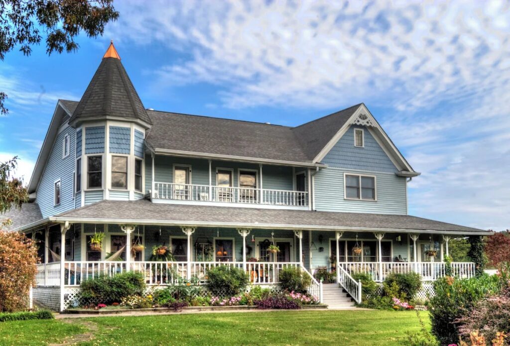 Blue Mountain Mist Country Inn & Spa - Image 4
