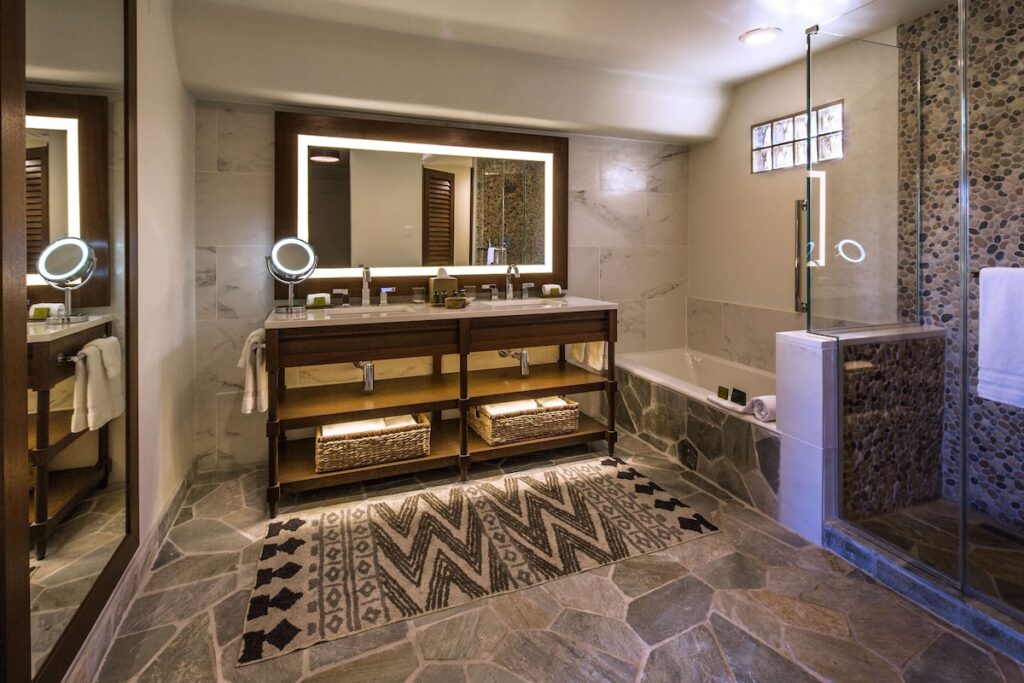 Boulders Resort & Spa Scottsdale, Curio Collection by Hilton - Image 2