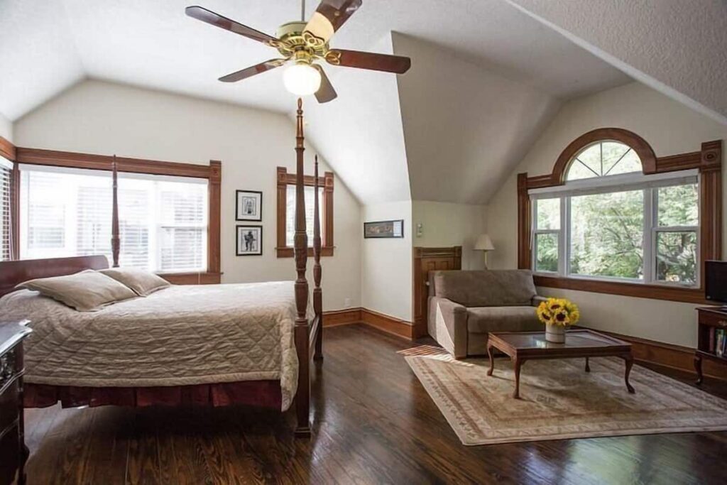 Brava House Bed and Breakfast - Image 3