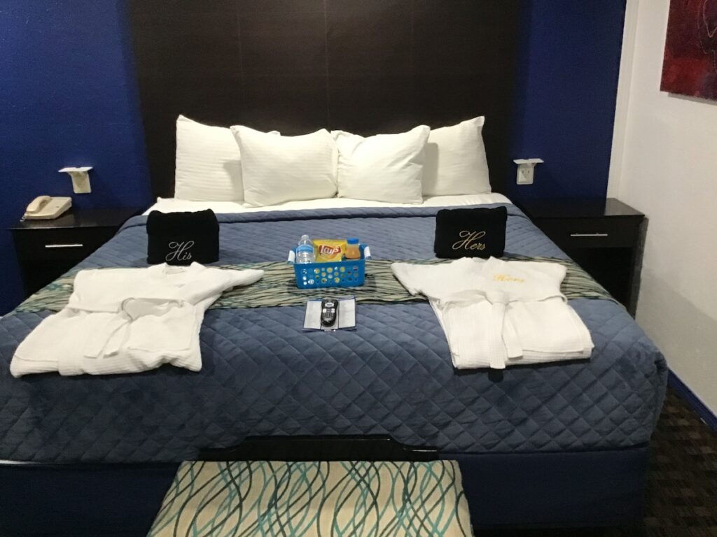 Budget Inn and Suites - Image 2