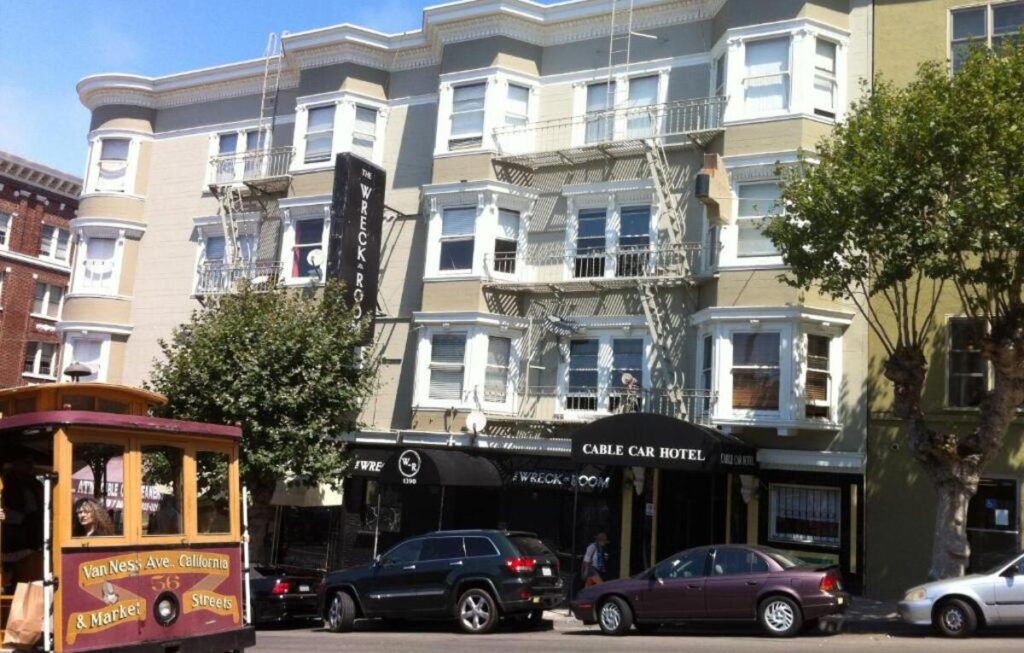 Cable Car Hotel - Image 5