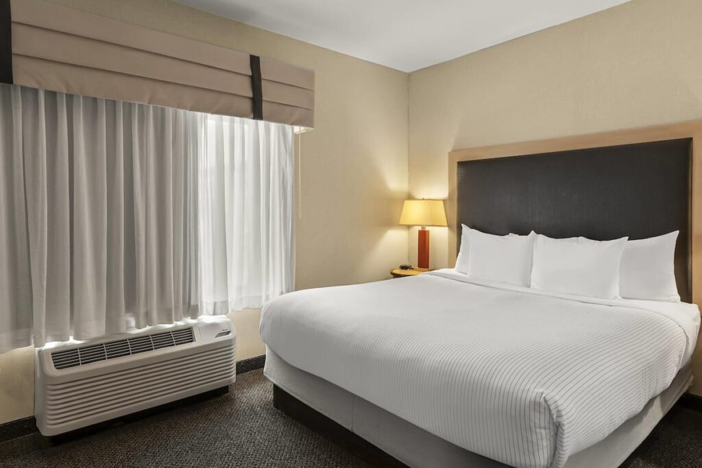 Cambria Hotel Columbus – Polaris - Image 3