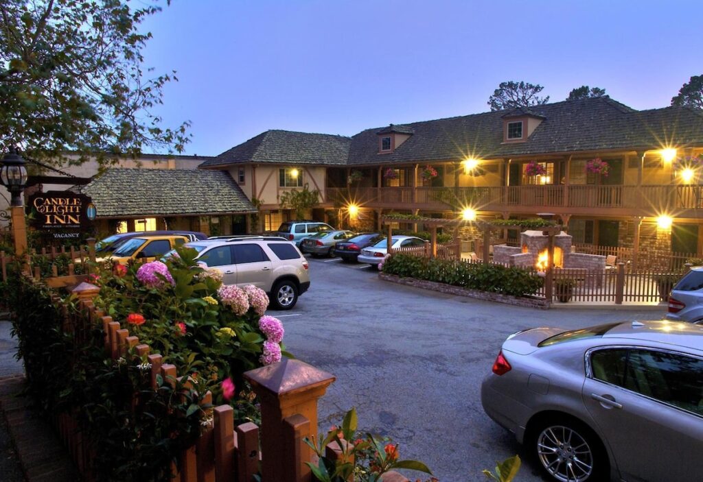 Candle Light Inn - Image 2