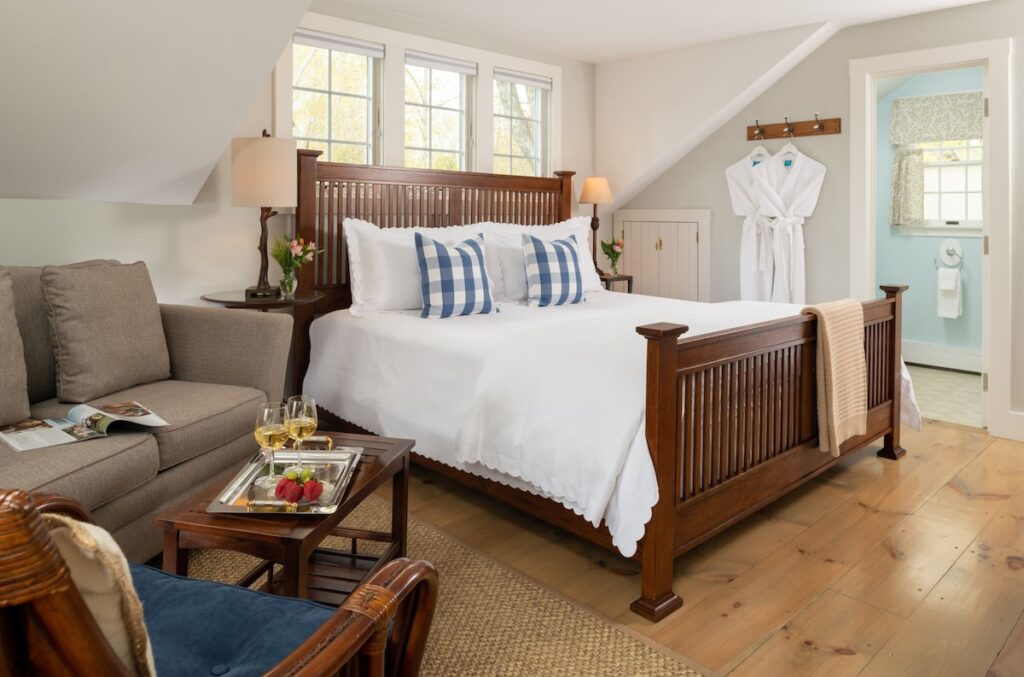 Candleberry Inn on Cape Cod - Image 3