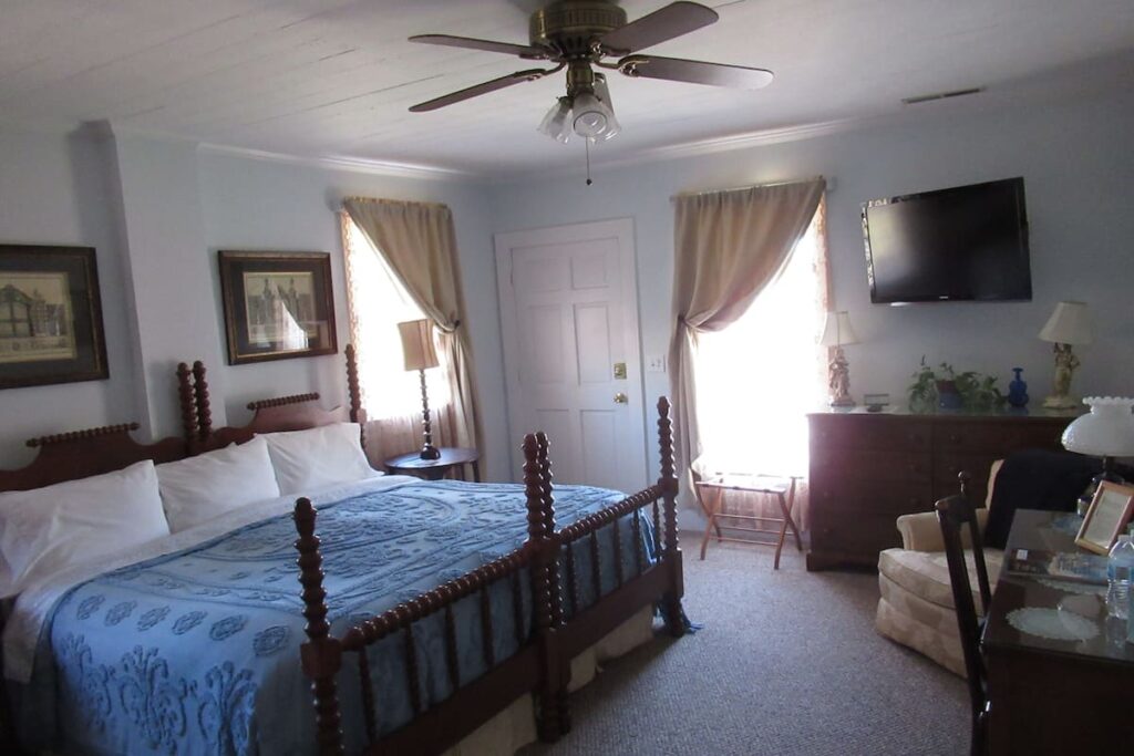 Carrier Houses B&B - Image 4