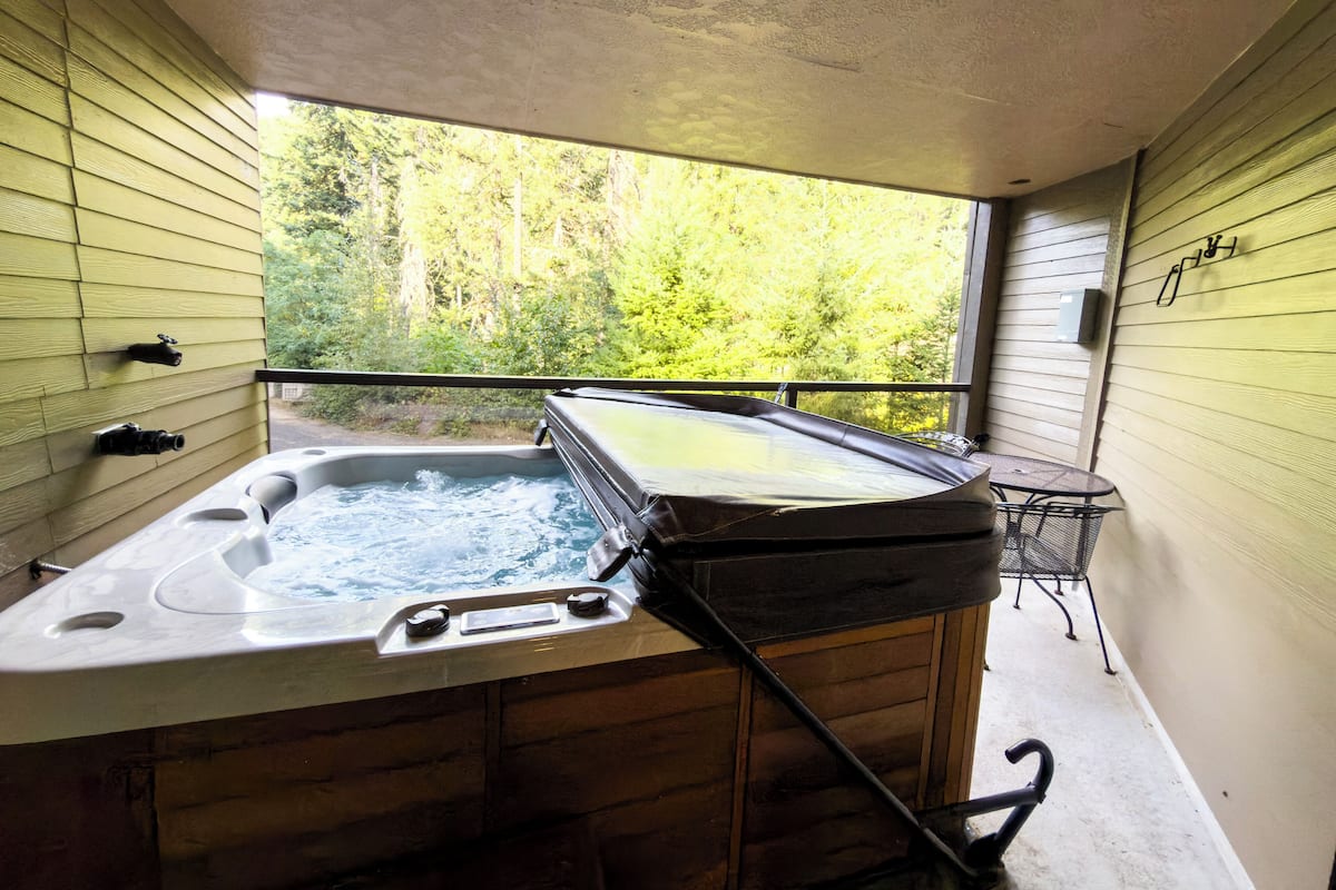 Carson Hot Springs Resort