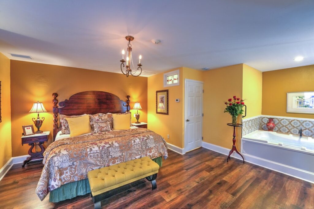 Casa De Solana Bed & Breakfast - Image 3