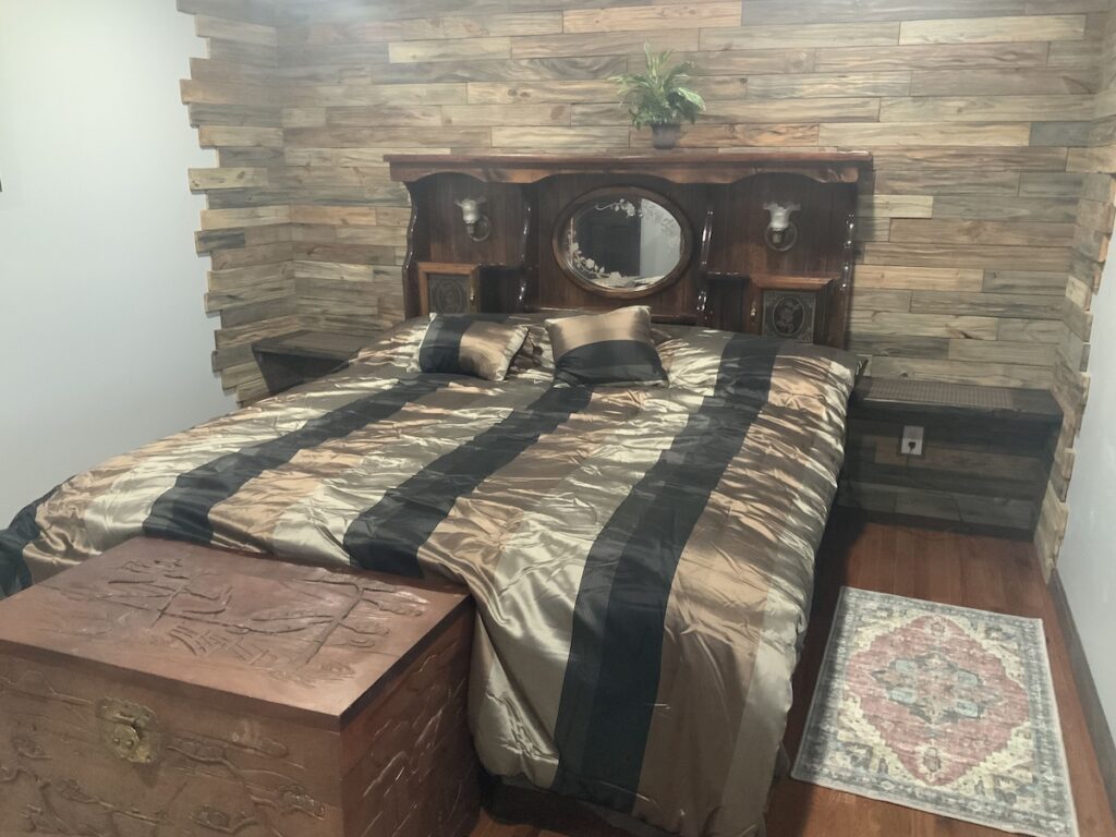 Cedar house - Image 3