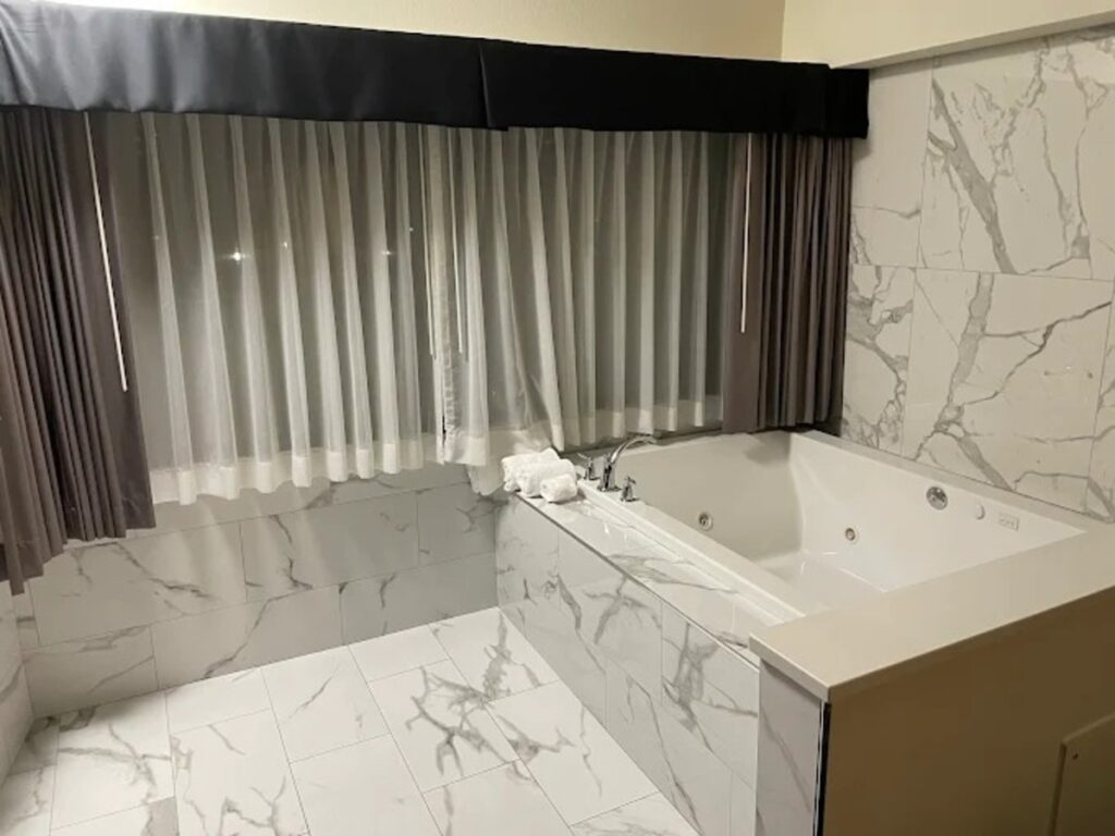 Centennial Hotel Spokane - Image 2