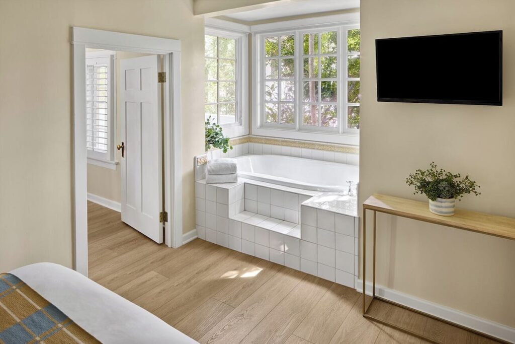 Channel Road Inn, A Four Sisters Inn - Image 2