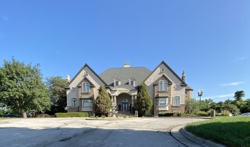 Chateau Avalon Hotel & Spa - Image 4