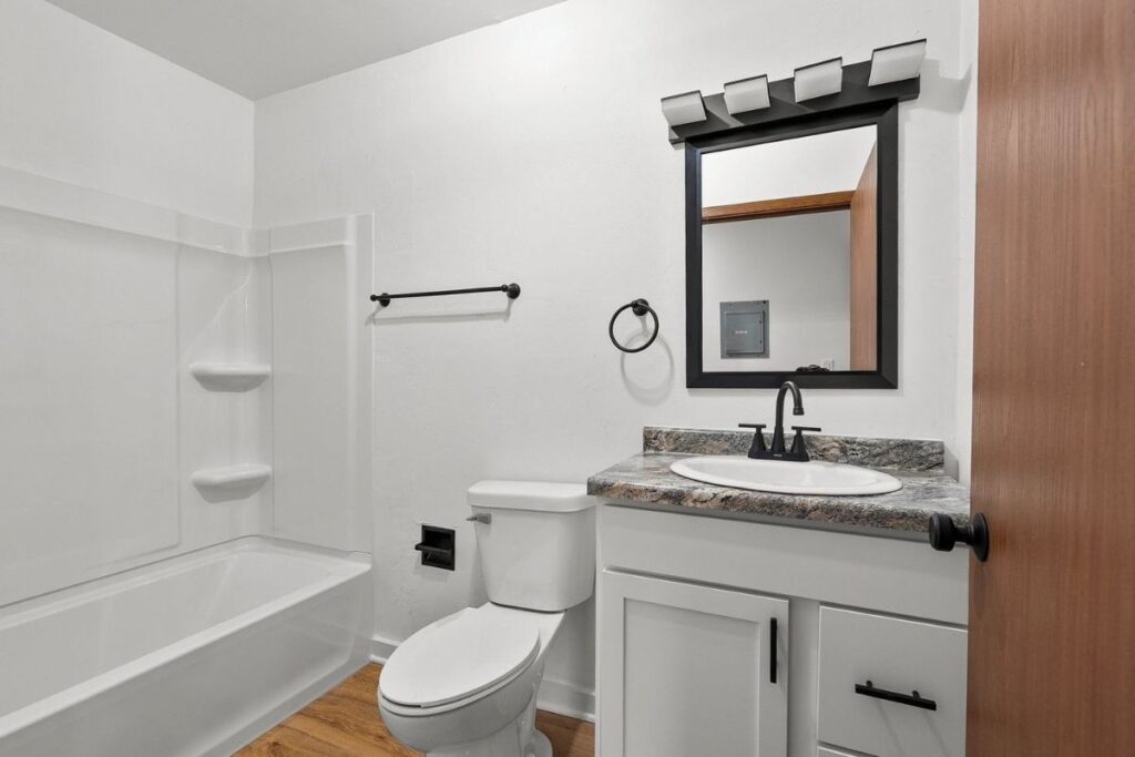 Cherry Hills Golf & Lodge - Image 3