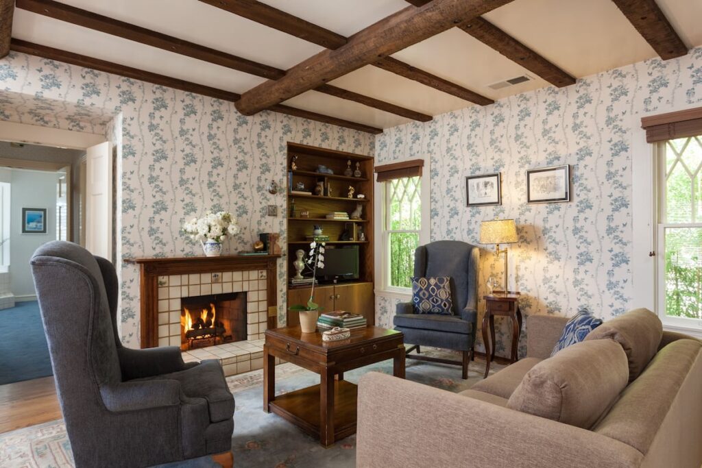 Cheshire Cat Inn & Cottages - Image 3