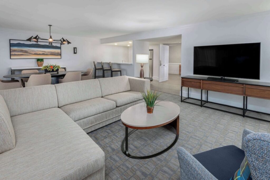 Cheyenne Mountain Resort, a Destination by Hyatt Hotels - Image 4