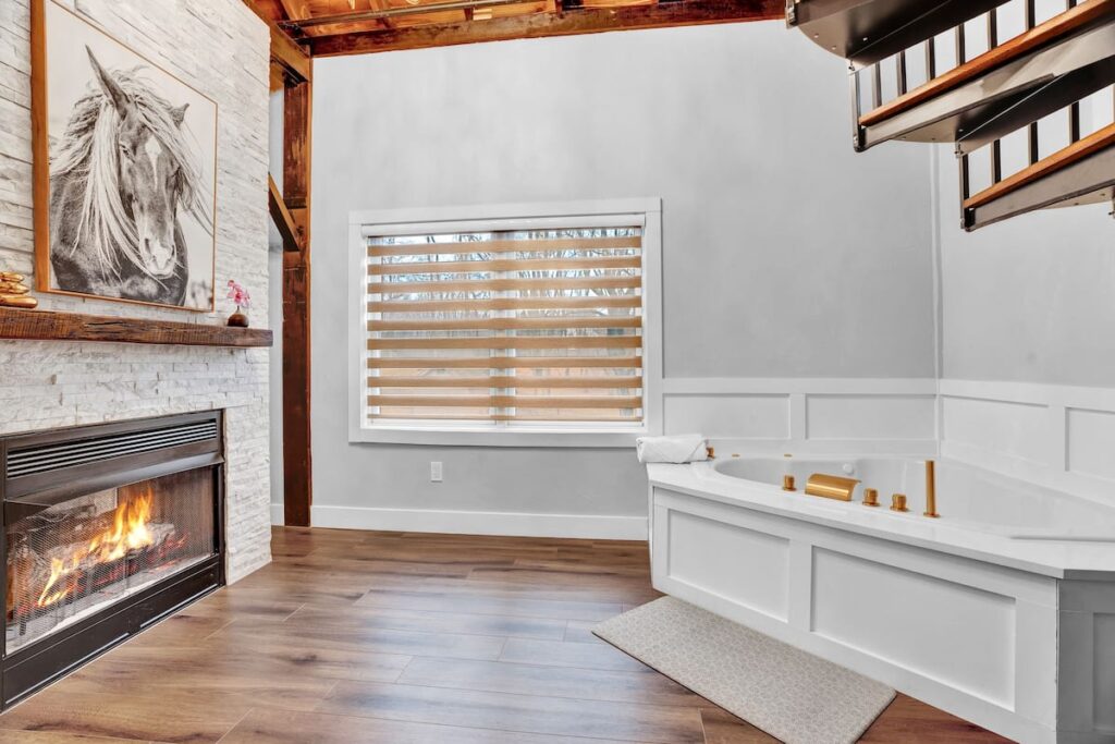 Chimney Hill Estate Inn - Image 2