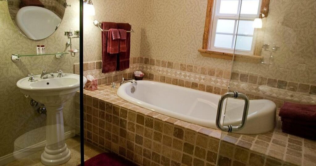 Circle Bar B Guest Ranch - Image 1