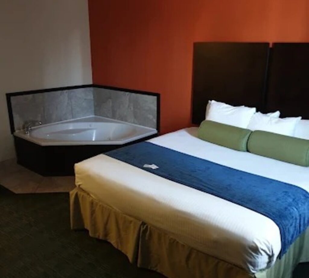 Cityview Inn & Suites Downtown RiverCenter Area - Image 4