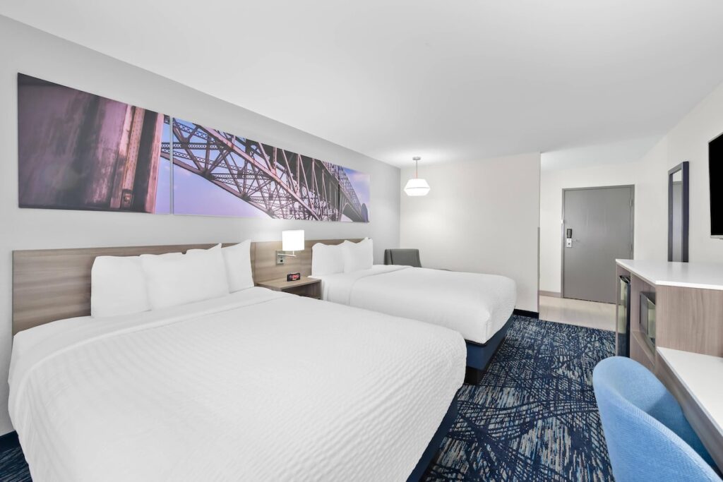 Clarion Pointe - Image 3