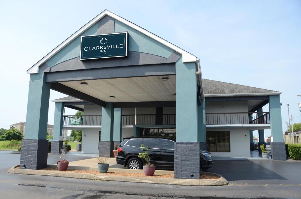 Clarksville Inn - Image 2