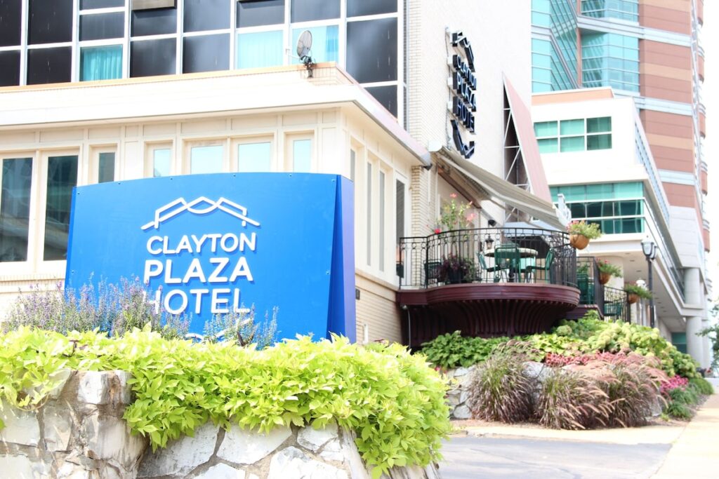 Clayton Plaza Hotel & Extended Stay - Image 2
