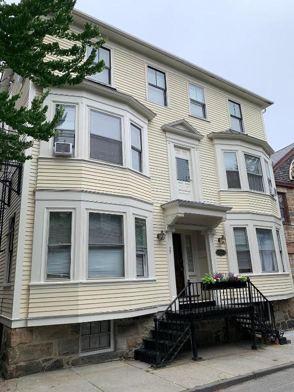 Cleveland House - Image 2