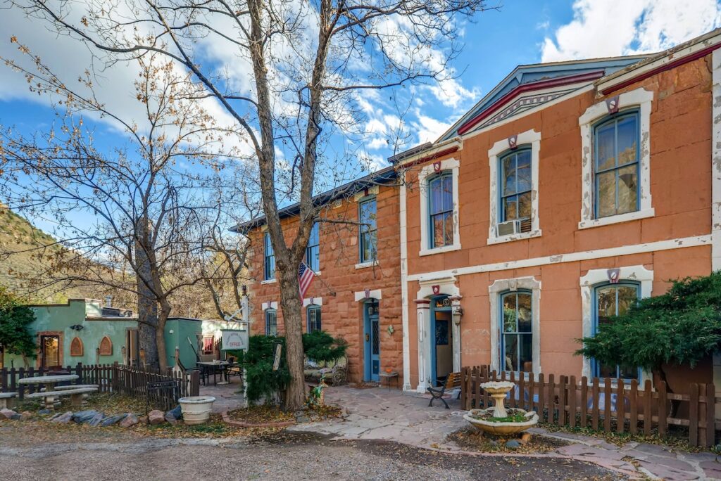 Cliff House Lodge B&B - Image 2