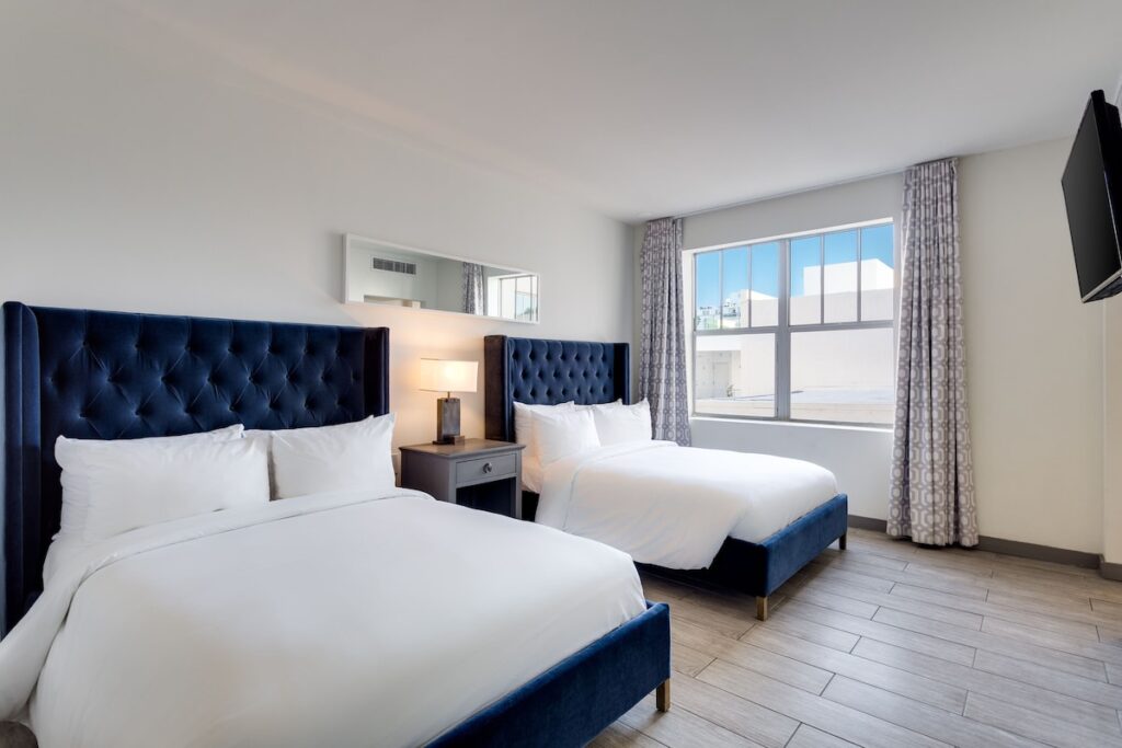 Clinton Hotel South Beach - Image 4