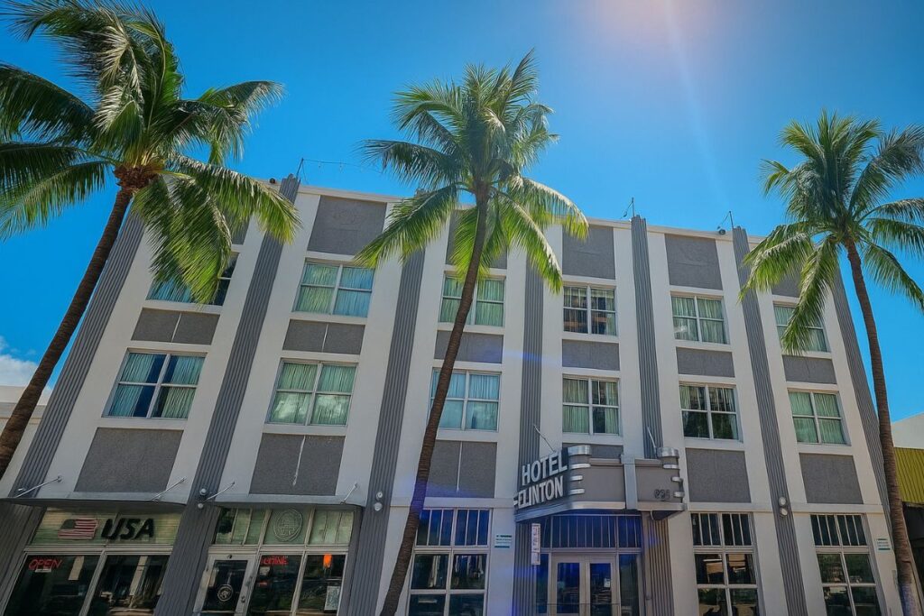 Clinton Hotel South Beach - Image 2