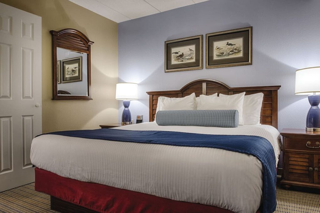 Club Wyndham Inn on Long Wharf - Image 3